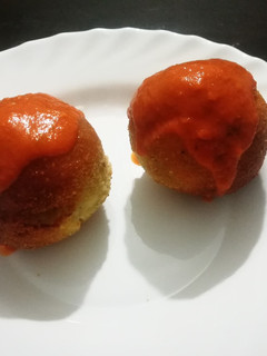 Una foto de Bolas de patata, atún y huevo cocido