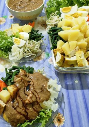 Foto resep Gado-Gado Boplo/ Gado-Gado Siram