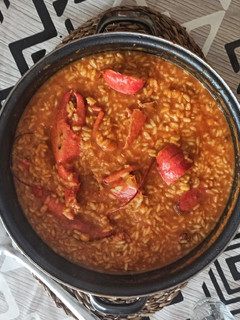 Una foto de Arroz con bogavante
