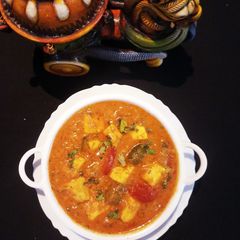 A picture of Paneer Tikka Masala.