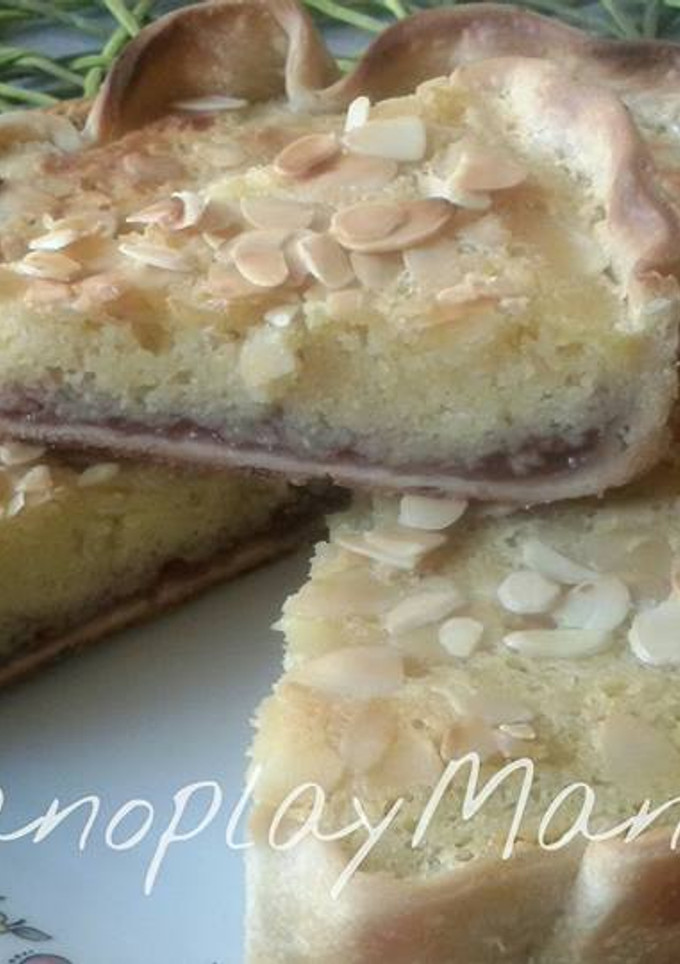 Una foto de Tarta bakewell en olla GME, F y G y tradicional