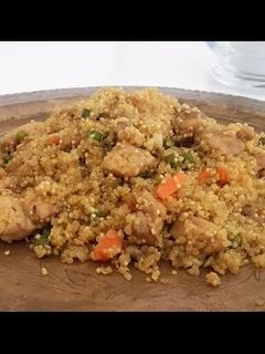 Una foto de Pulao de quinoa con pollo (pilaf)