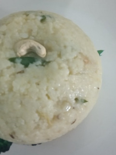 மிளகு பொங்கல்/ pepper pongal recipe in tamil செய்முறை முக்கிய புகைப்படம்
