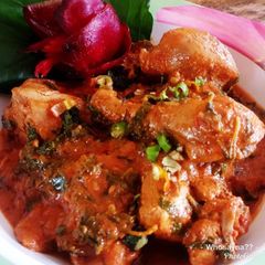 A picture of Whosayna’s Paalak Chicken Makhanwala.
