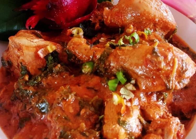 Recipe of Ultimate Whosayna’s Paalak Chicken Makhanwala