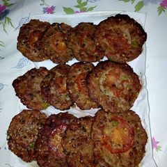 A picture of Chapli kbab.