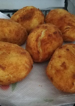 A picture of Papas Rellenas.