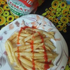 A picture of Potato frys.