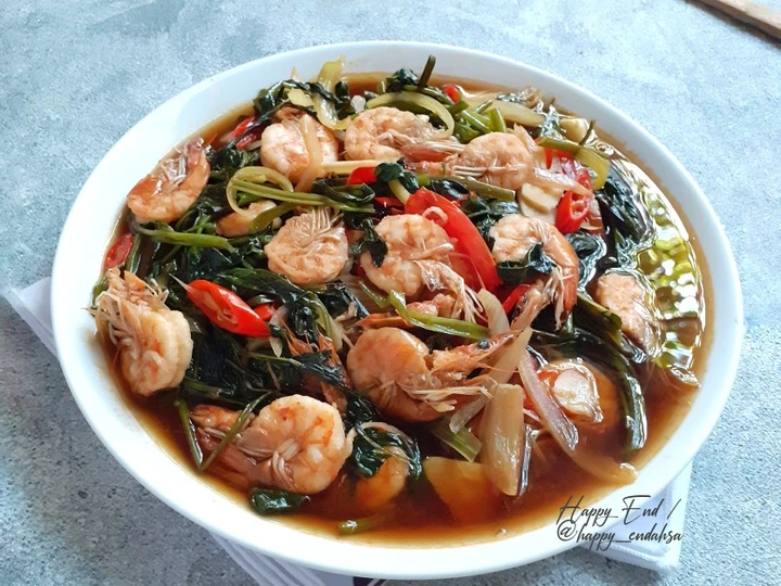 Langkah Mudah untuk Menyiapkan Resep Tumis Kangkung Udang Saus Tiram yang Lezat Sekali Anti Ribet, Bikin Ngiler
