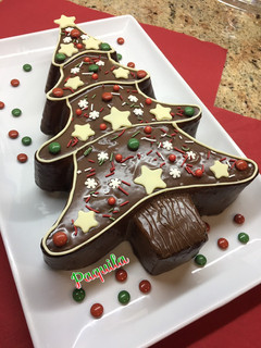 Una foto de 🎄Árbol de Castañas y cobertura choco-praliné🍫