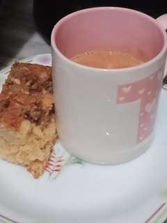A picture of Apple walnut cake.