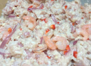Una foto de Ceviche de merluza o pescada 🐟🦐
