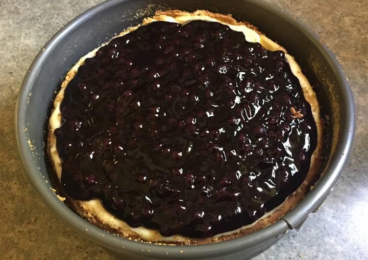 Easiest Way to Prepare Quick Jake’s Circle of Friends Cheesecake FUSF