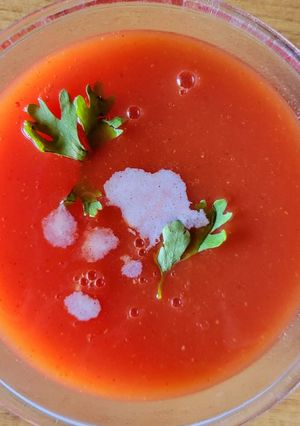 A picture of Tomato soup.