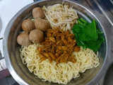 Mie Ayam Bakso Ternyata Lebih Enak Bikin Sendiri Loh