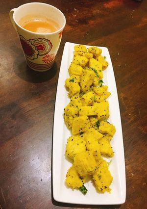 A picture of Khata dhokla.