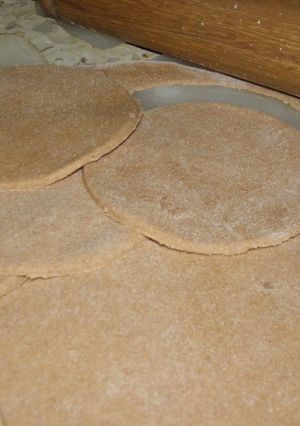 Una foto de Masa para empanadas y tartas de harina intregral