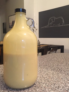 Una foto de Rompope casero / Ponche crema