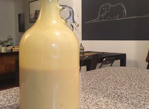 Una foto de Rompope casero / Ponche crema