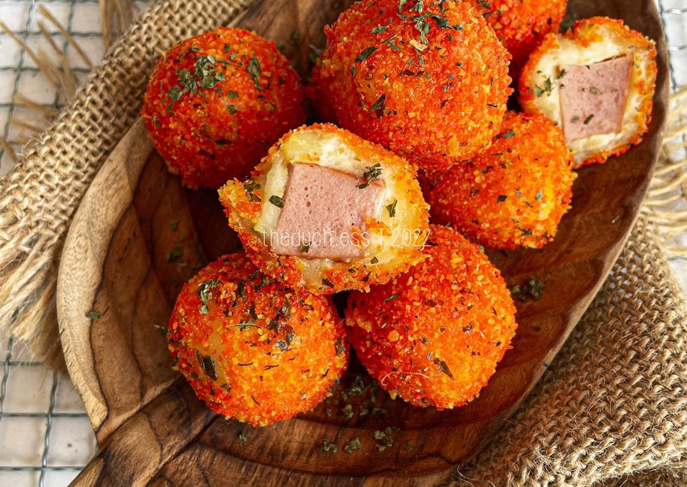 Stuffed golden potato balls