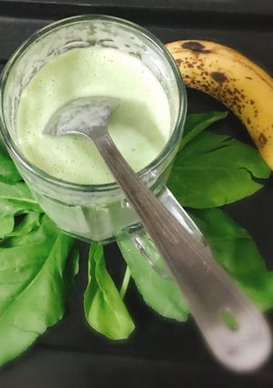 A picture of Spinach Banana Smoothie (Healthy).