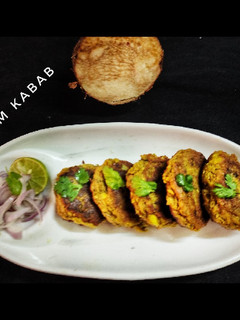 A picture of Yam kabab.