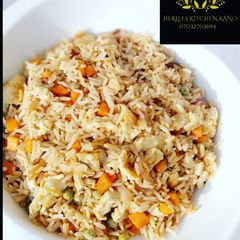 A picture of Chinese Fried rice.