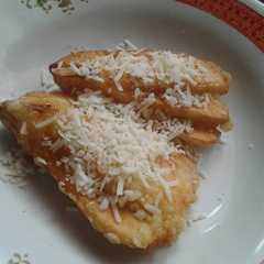 รูปของ Pisang goreng keju