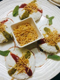 ब्रेड इडली (bread idli recipe in Hindi) रेसिपी मुख्य फोटो