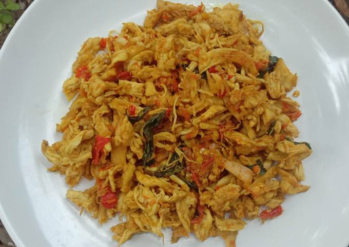 Cara bikin Ayam Suwir Pedas Ala Bali Cara bikin Ayam Suwir Pedas Ala Bali