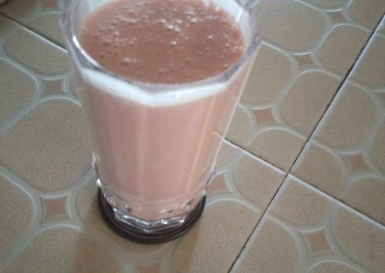 How to Make Ultimate Berries smoothie