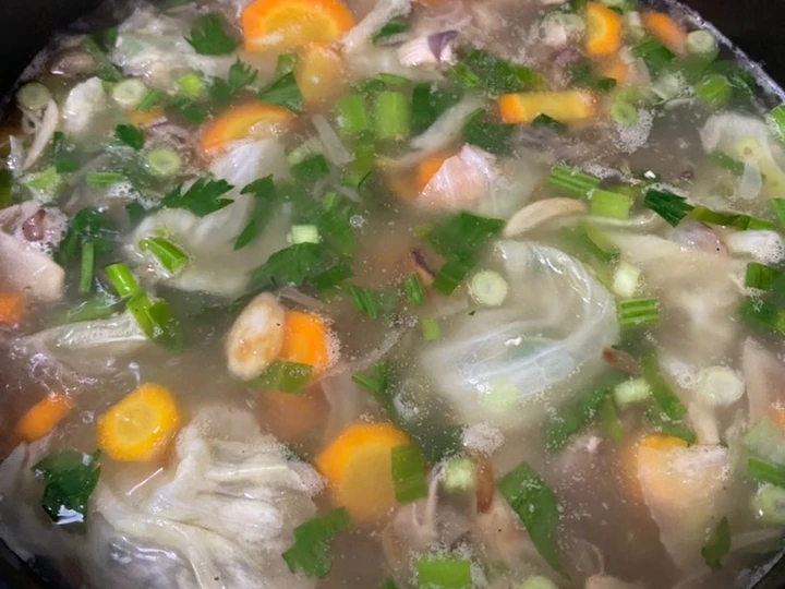 Cara Mudah Membikin Resep Sup tulang ayam yang Menggugah Selera Anti Ribet, Bisa Manjain Lidah