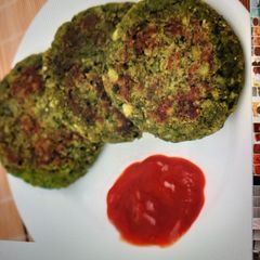 A picture of Hare Bhare Kabab of Spinach and Chana Dal.