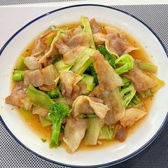 A picture of Stir Fried Broccoli With Pork Belly Sliced.