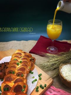 Hình của món Bánh Mì Xúc Xích (nướng bằng nckd).