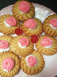 A picture of Cookies.