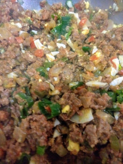 Una foto de RELLENO DE CARNE PARA 24 EMPANADAS JUGOSASS😍😊👏