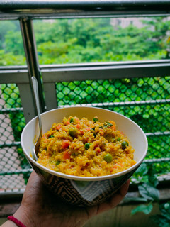मसाला ओट्स(masala oats recipe in hindi) रेसिपी मुख्य फोटो