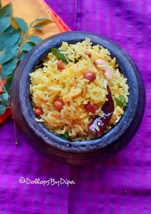 A picture of Lemon rice elumichai sadam.