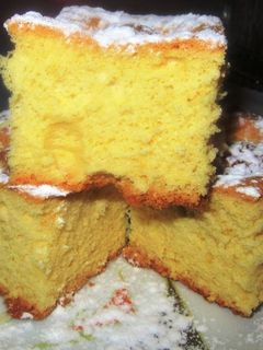 O poză a rețetei Pandișpan cu caise.