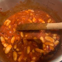 A picture of Easy baked beans.