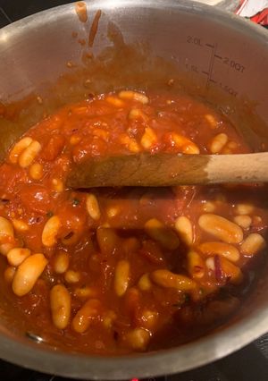 A picture of Easy baked beans.