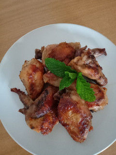 A picture of Pan fried chicken.