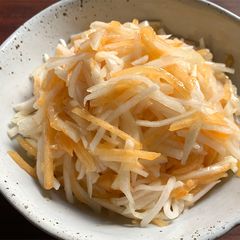 A picture of Turnip, Persimmon & Pear Salad.