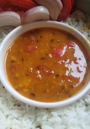 જીરા રાઈસ અને દાલ ફ્રાય (jeera rice and daal fry recipe in gujarati) રેસીપી મુખ્ય ફોટો