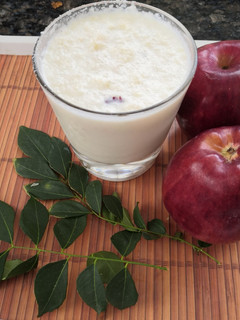 A picture of Apple milk shake.