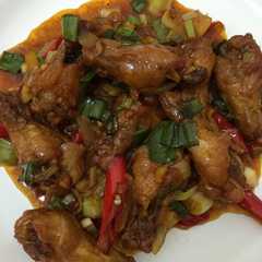 A picture of Ayam goreng bumbu kecap.