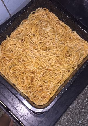 O poză a rețetei Spaghete cu sos făcute la cuptor.