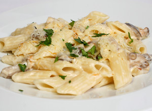 Laskagombás-tejszínes penne recept fotója