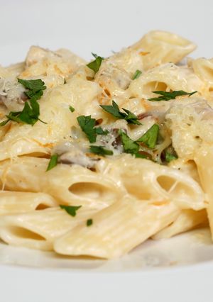 Laskagombás-tejszínes penne recept fotója